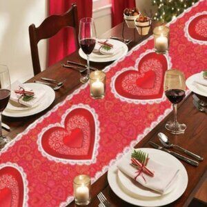 VALENTINE'S DAY RED HEART PAISLEY PATTERN TABLE RUNNER 13x70 - NEW